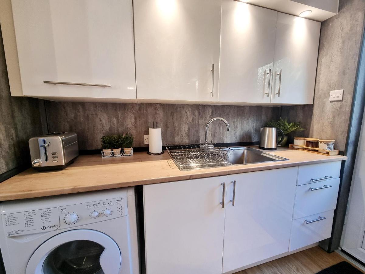 Cosy Apartment Nearby Train Station! Watford  Esterno foto
